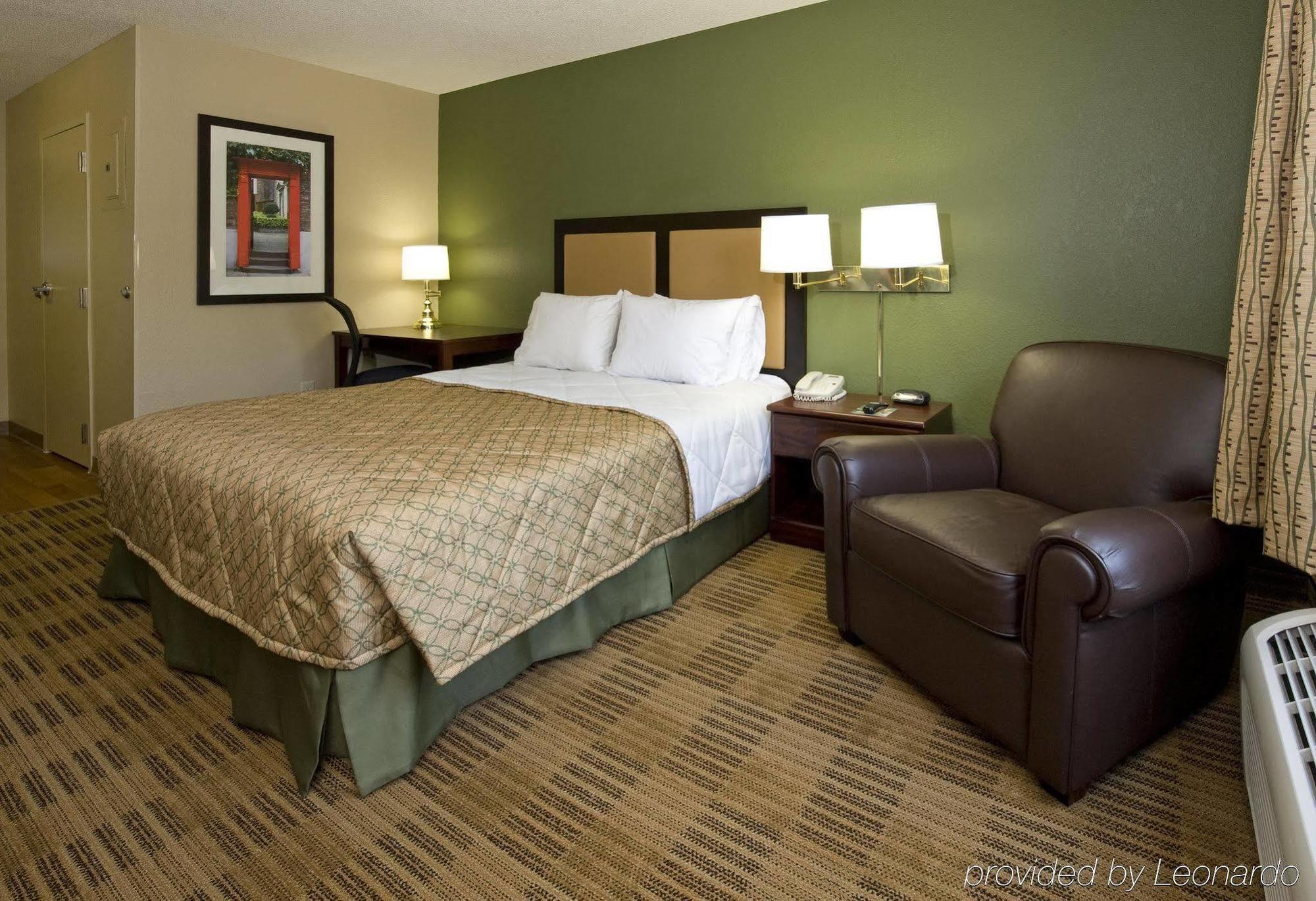 Extended Stay America Suites - Richmond - Hilltop Mall Номер фото